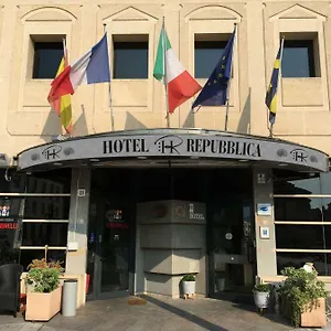 Hr Italy